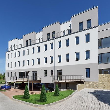 Hotel Alex Бероун Экстерьер фото